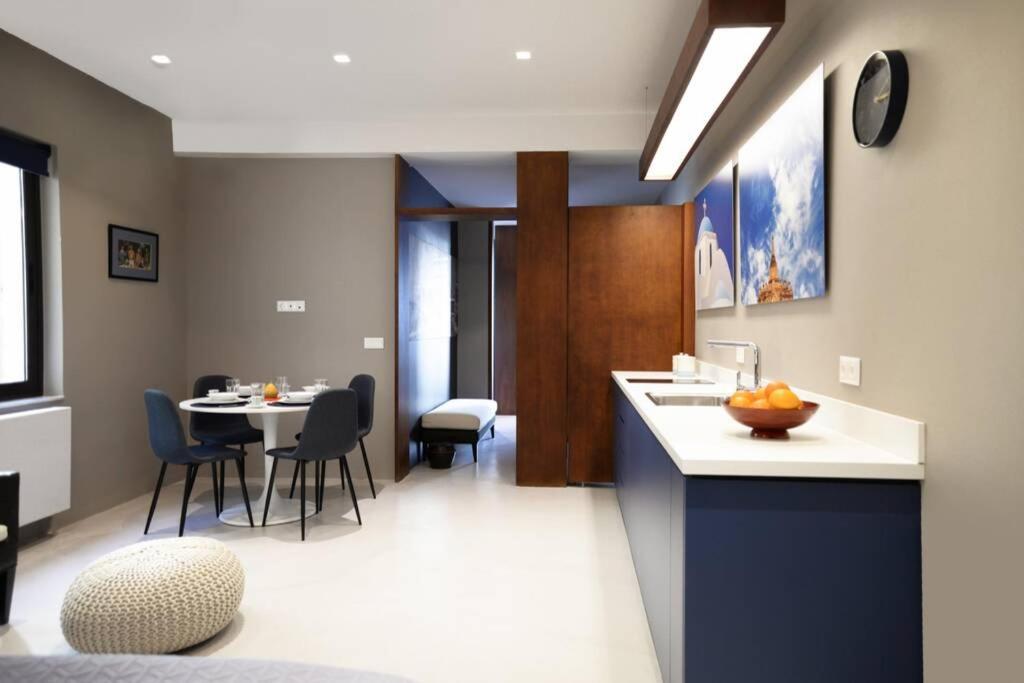 Stylish Decorated Apartment In Kolonaki Atina Dış mekan fotoğraf